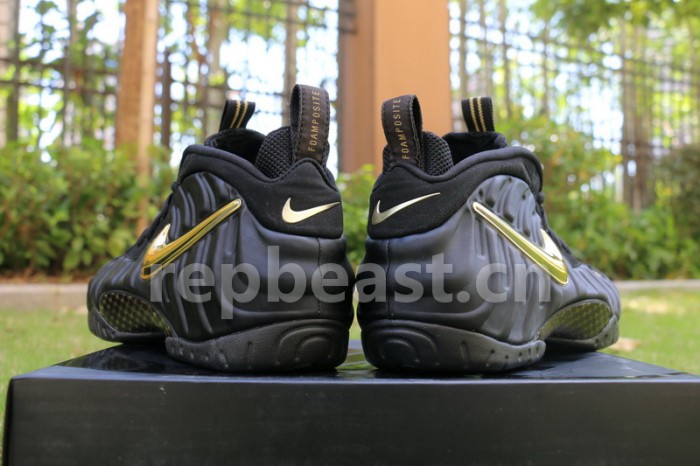 Authentic Nike Air Foamposite Pro “Black Metallic Gold”