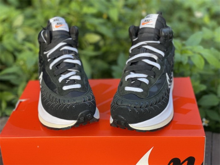 Authentic Jean Paul Gaultier x sacai x Nike Vaporwaffle