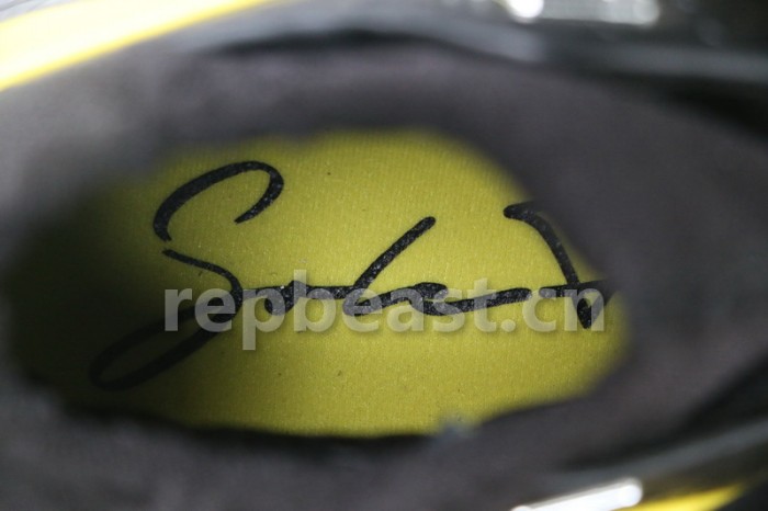 Authentic SoleFly x Air Jordan 17 Low “Lightning”