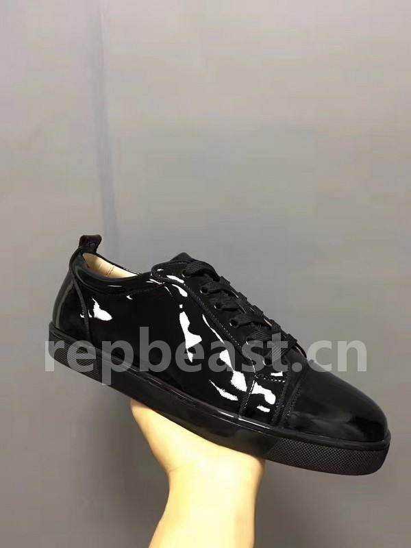 Super Max Christian Louboutin Shoes-816