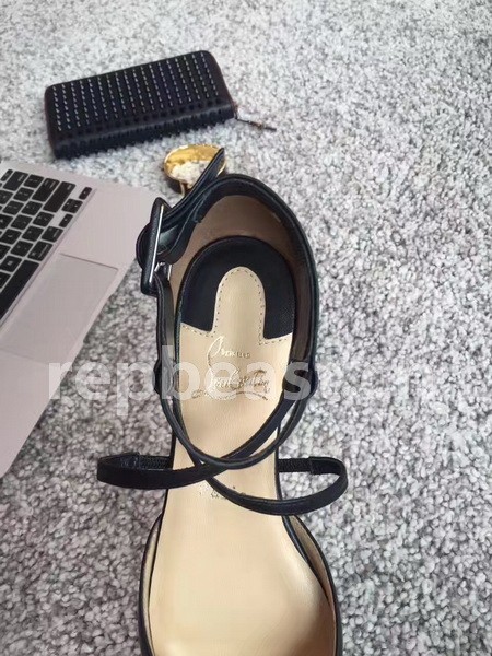 Super Max Christian Louboutin Custom High Heel-016