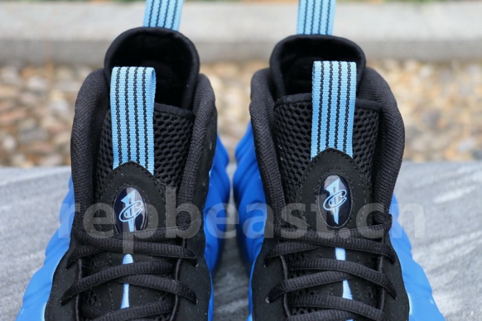 Authentic Nike Air Foamposite One “University Blue”