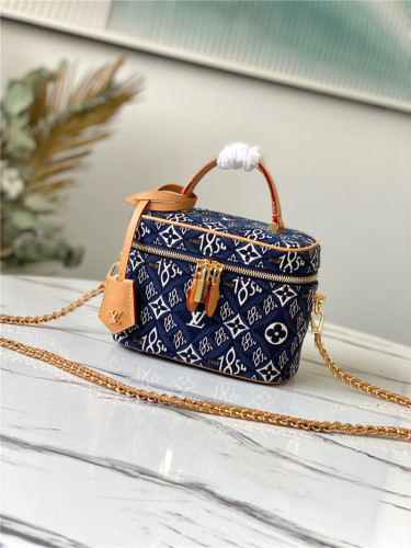LV High End Quality Bag-696