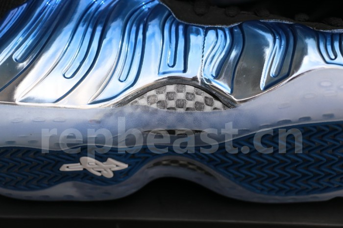 Authentic Nike Air Foamposite One “Blue Mirror”