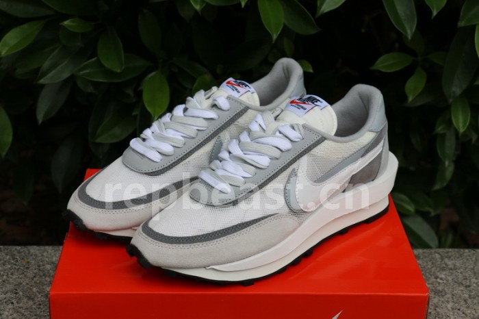 Sacai x Nike Waffle Daybreak BV0073-100