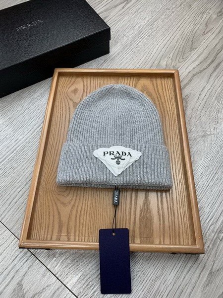 Prada Wool Cap Scarf AAA-060
