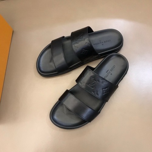 LV men slippers AAA-796
