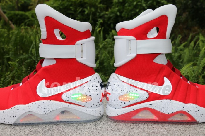 Authentic Supreme X Nike Air Mag