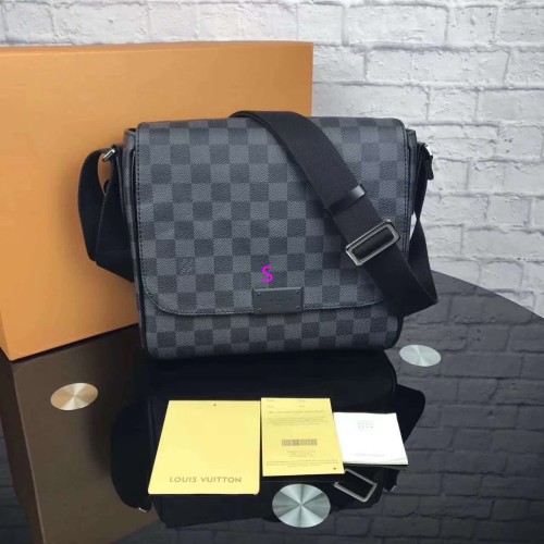 LV Men Hangbags AAA-036