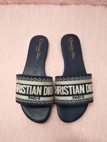 Dior women slippers 1;1 Quality-010