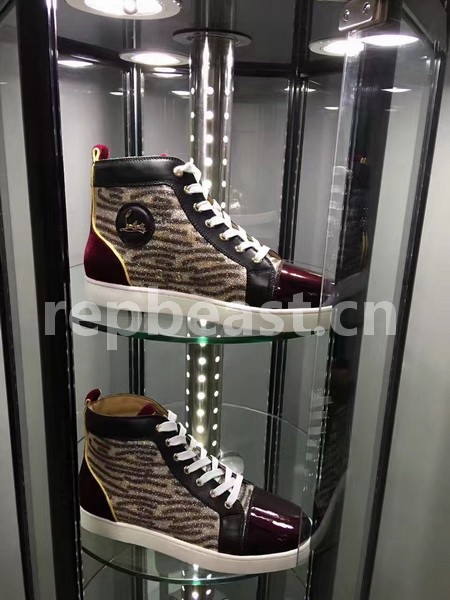 Super Max Christian Louboutin Shoes-636