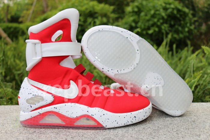 Authentic Supreme X Nike Air Mag