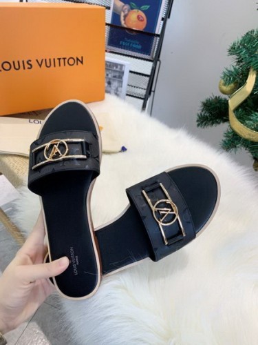 LV women slippers AAA-052