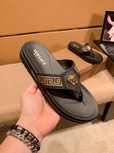 Versace men slippers AAA-260