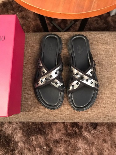 VT Men slippers AAA-013
