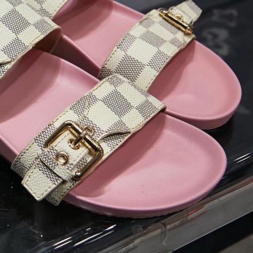 LV Sandals 1;1 Quality-030