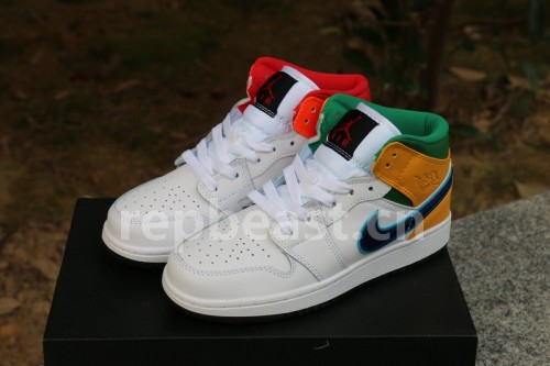 Authentic Air Jordan 1 Mid GS White Court Purple