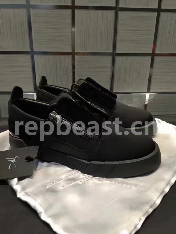Super Max GZ Shoes150