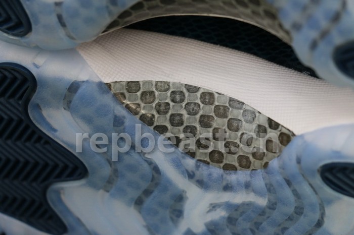 Authentic Air Jordan 11 Low “Navy Blue Snakeskin”