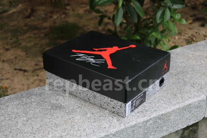 Authentic Air Jordan 4 “Fire Red” 2020