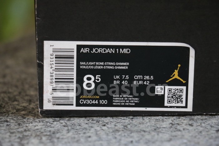 Authentic SNS x Air Jordan 1 Mid
