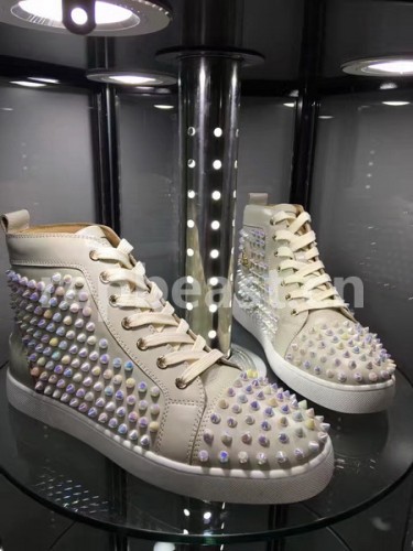 Super Max Christian Louboutin Shoes-630