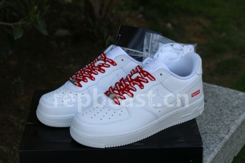 Authentic Supreme x Nike Air Force 1 Low