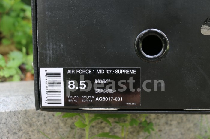 Authentic Supreme x NBA x Nike Air Force 1 Mid Black