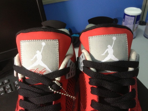 Perfect New Jordan 4 AAA shoes-011