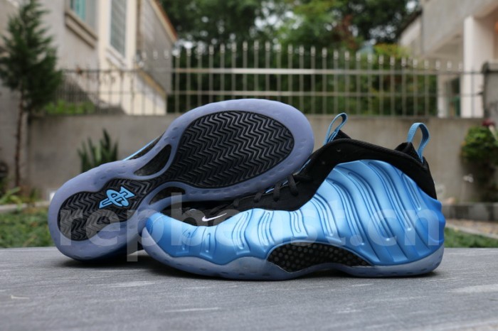 Authentic Nike Air Foamposite One “University Blue”