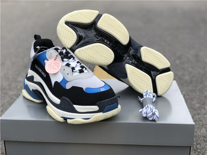 B 17FW Tripe-S High End Sneaker-107