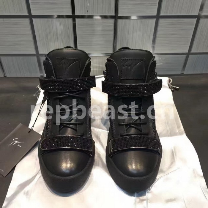 Super Max GZ Shoes131
