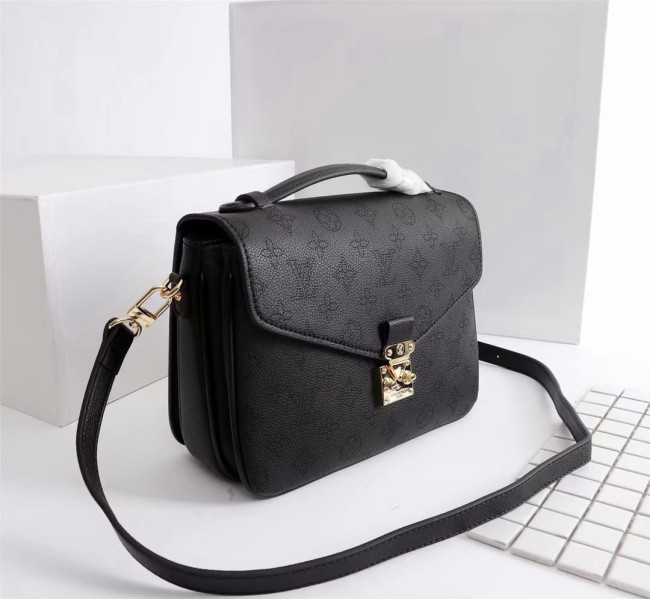 LV Hangbags AAA-126
