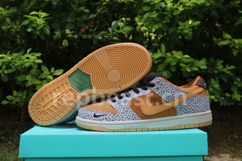 Authentic Nike SB Dunk Low “Safari”GS