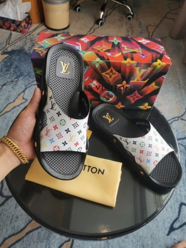 LV women Sandals 1：1 Quality-191