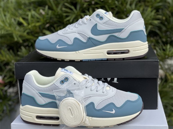 Authentic  Patta x Nike Air Max 1 “Aqua Noise”