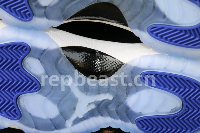 Authentic Air Jordan 11 “Space Jam” 2016 GS