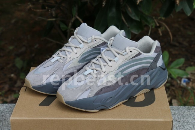 Authentic Yeezy 700 Boost Tephra