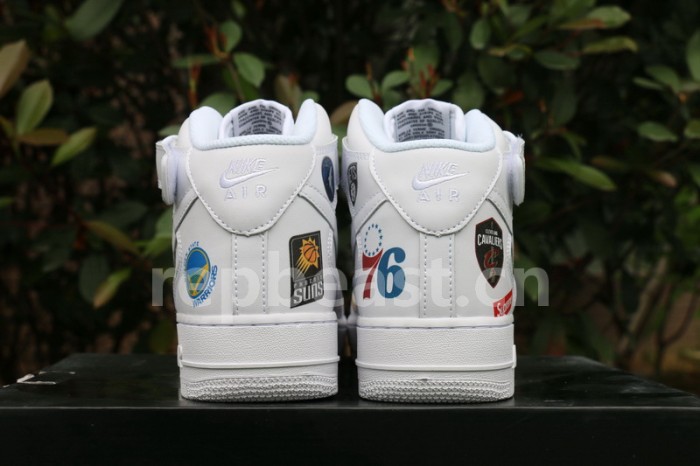 Authentic Supreme x NBA x Nike Air Force 1 Mid White