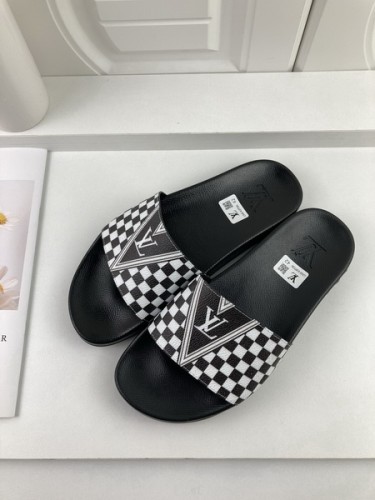 LV women slippers AAA-365