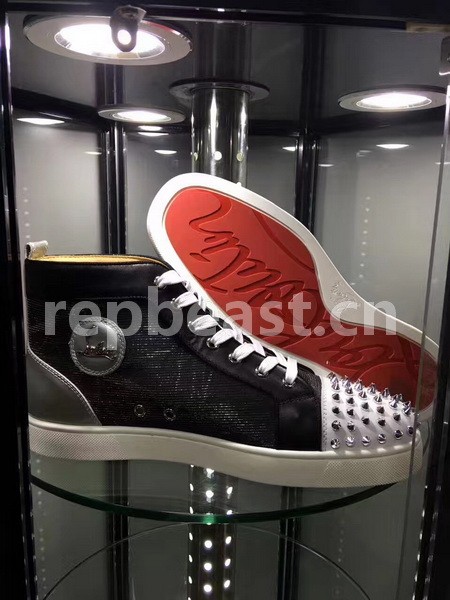 Super Max Christian Louboutin Shoes-662