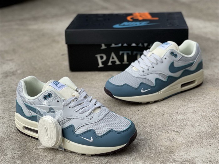 Authentic  Patta x Nike Air Max 1 “Aqua Noise”