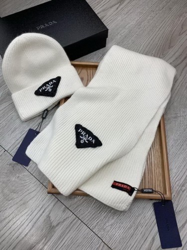 Prada Wool Cap Scarf AAA-078