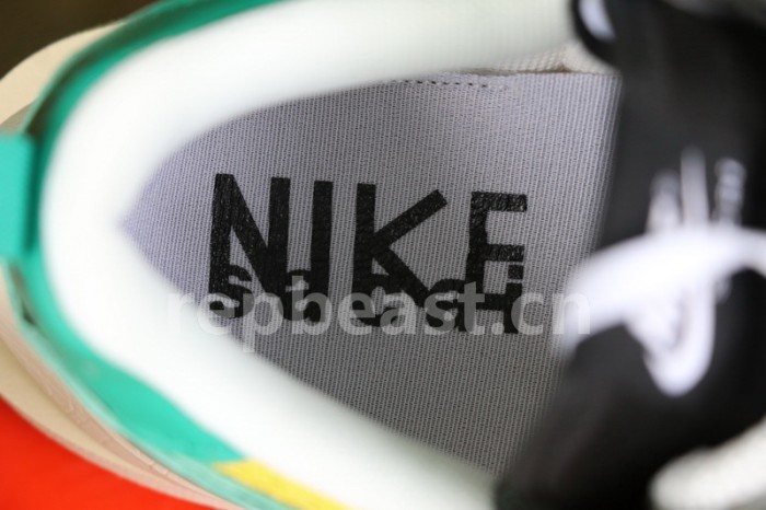 Authentic Sacai x Nike Pegasus VaporFly SP Stadium Green