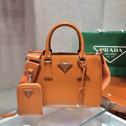 Prada Handbags AAA-120