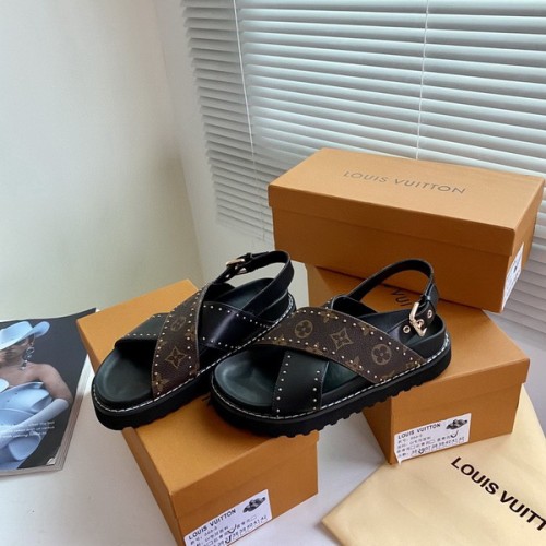 LV women Sandals 1：1 Quality-301