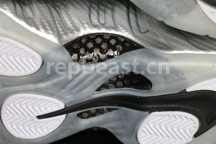 Authentic Nike Air Foamposite Pro “Silver Surfer”
