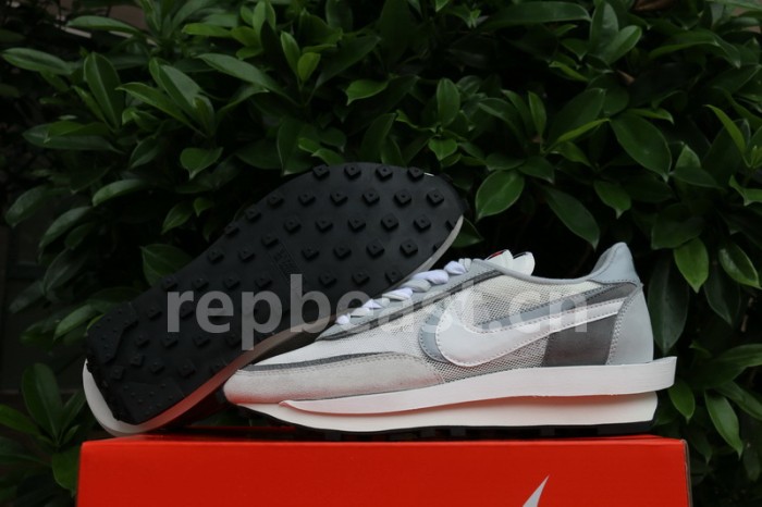 Sacai x Nike Waffle Daybreak BV0073-100