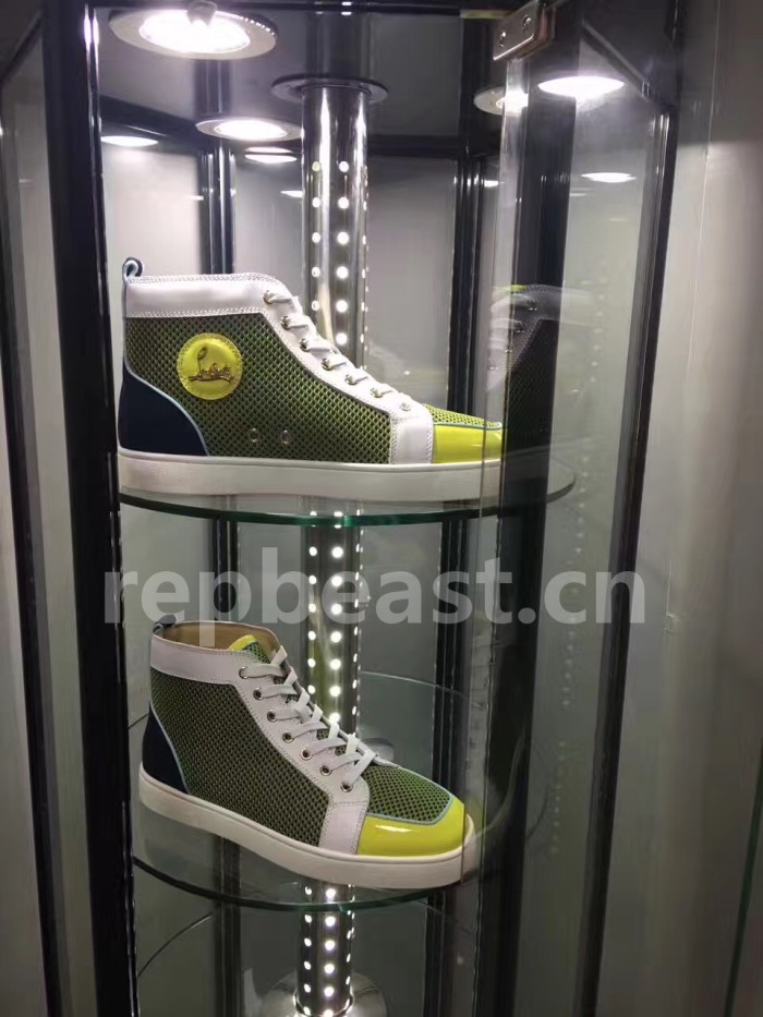 Super Max Christian Louboutin Shoes-733