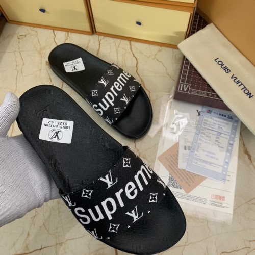 LV women Sandals 1：1 Quality-151
